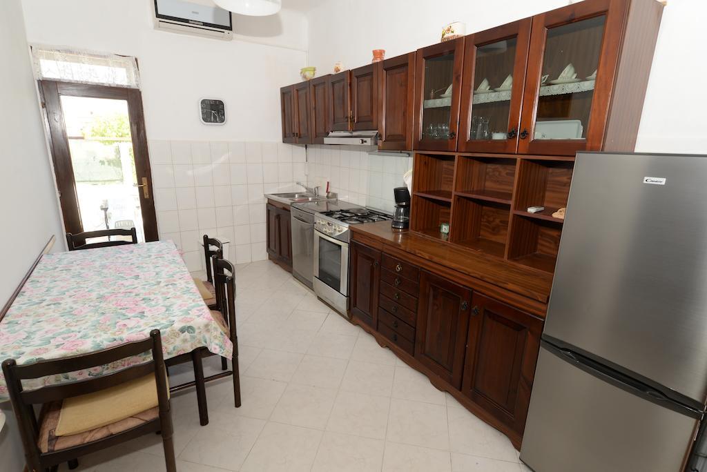 Apartment Ana Fažana Δωμάτιο φωτογραφία